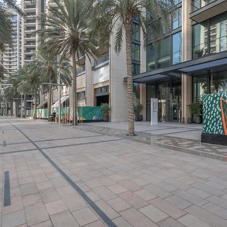 Breathtaking City Views From Dt Apt With Terrace Dubai Buitenkant foto