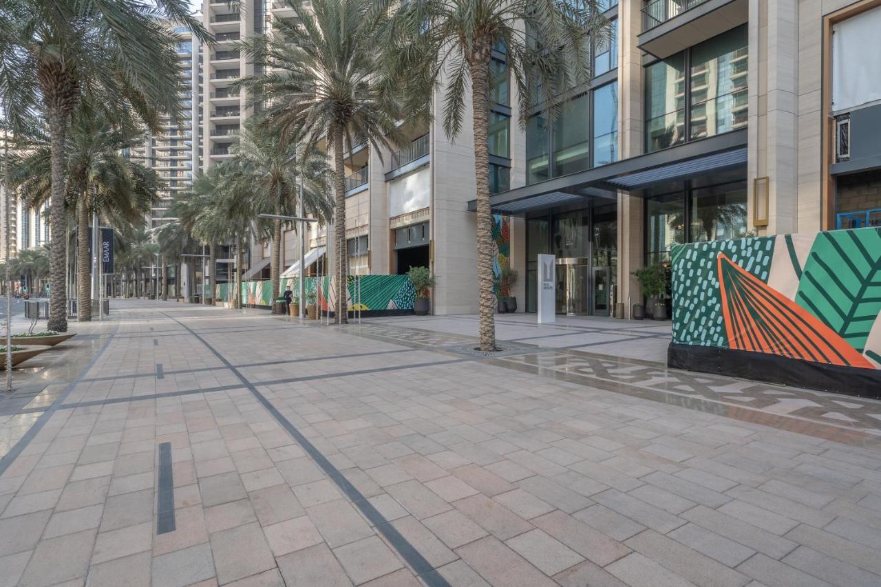 Breathtaking City Views From Dt Apt With Terrace Dubai Buitenkant foto